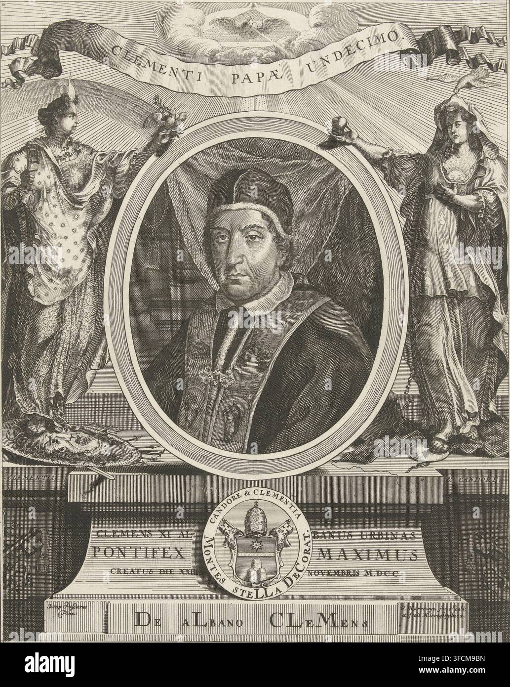 Ritratto di Clemente XI, stampa, Busto rivolto verso sinistra del Papa Clemente XI in un ovale. A sinistra del ritratto si trova la personificazione della pace e della fedeltà (Clementia) e a destra quella della purezza e della virtù (Candore). Sopra il ritratto c'è un nastro con il nome. Al di sopra di esso è raffigurata la Trinità con lo Spirito Santo come colomba. Sotto il ritratto si trovano stemmi e quattro righe in latino., incisore: Jacobus Harrewijn, Paesi Bassi, dopo dipinto di Giuseppe Passeri, 1700 - 1721, carta, acquaforte, incisione, acquaforte e incisione, altezza 326 mm x larghezza 262 mm, Persona, Clemente XI, papa Foto Stock