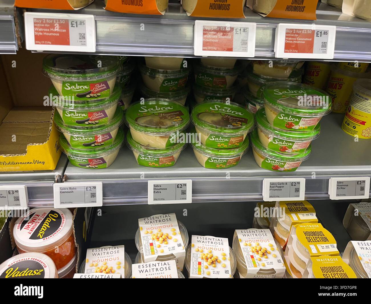 Una manifestazione della Palestine Solidarity Campaign davanti a una filiale di Waitrose a Bayswater, Londra, Regno Unito Foto Stock