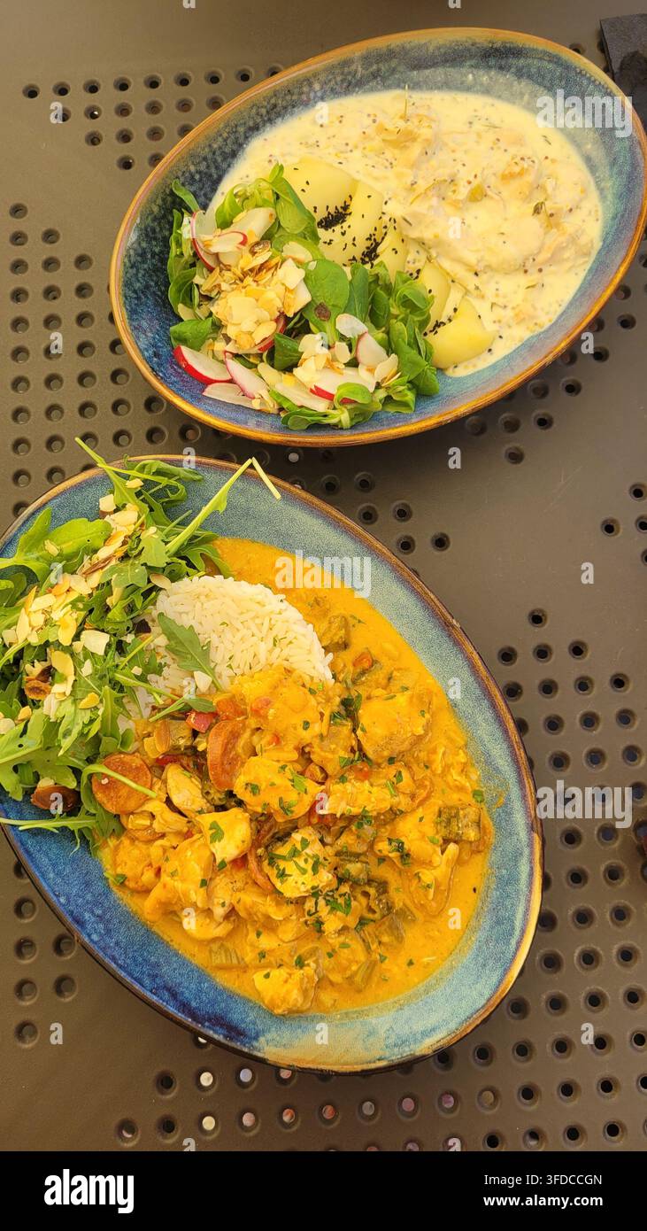 Asparagi di Bassano con salsa olandese Foto Stock