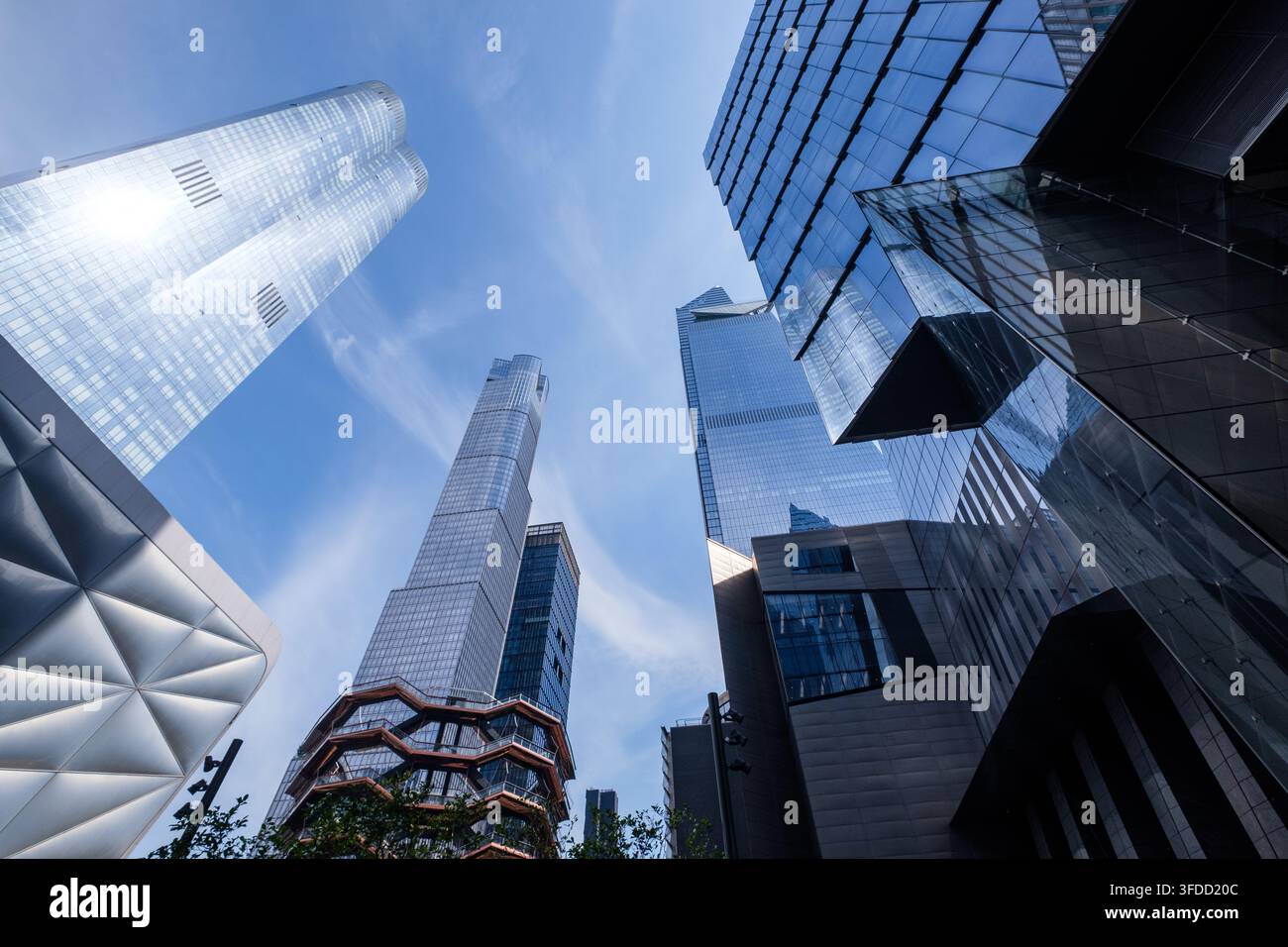 Vista verticale degli edifici a Hudson Yards, Manhattan, New York City, USA. Foto Stock