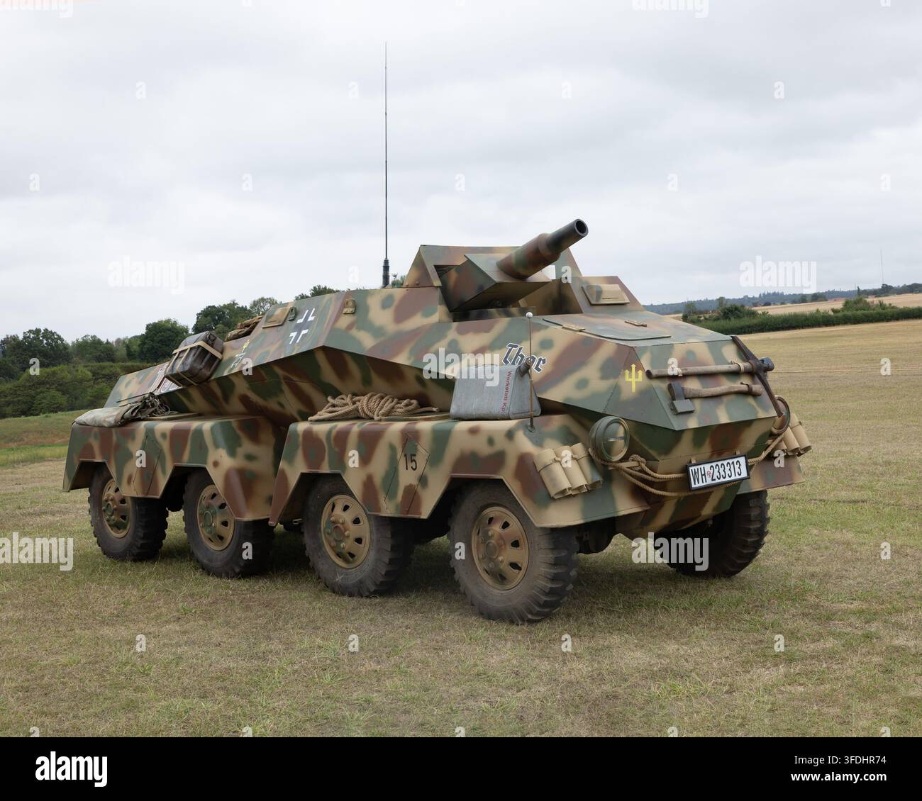 Una replica del Sd. Kfz. 233 Schwerer Panzerspahwagen "Stummel" tedesco della Seconda Guerra Mondiale Foto Stock