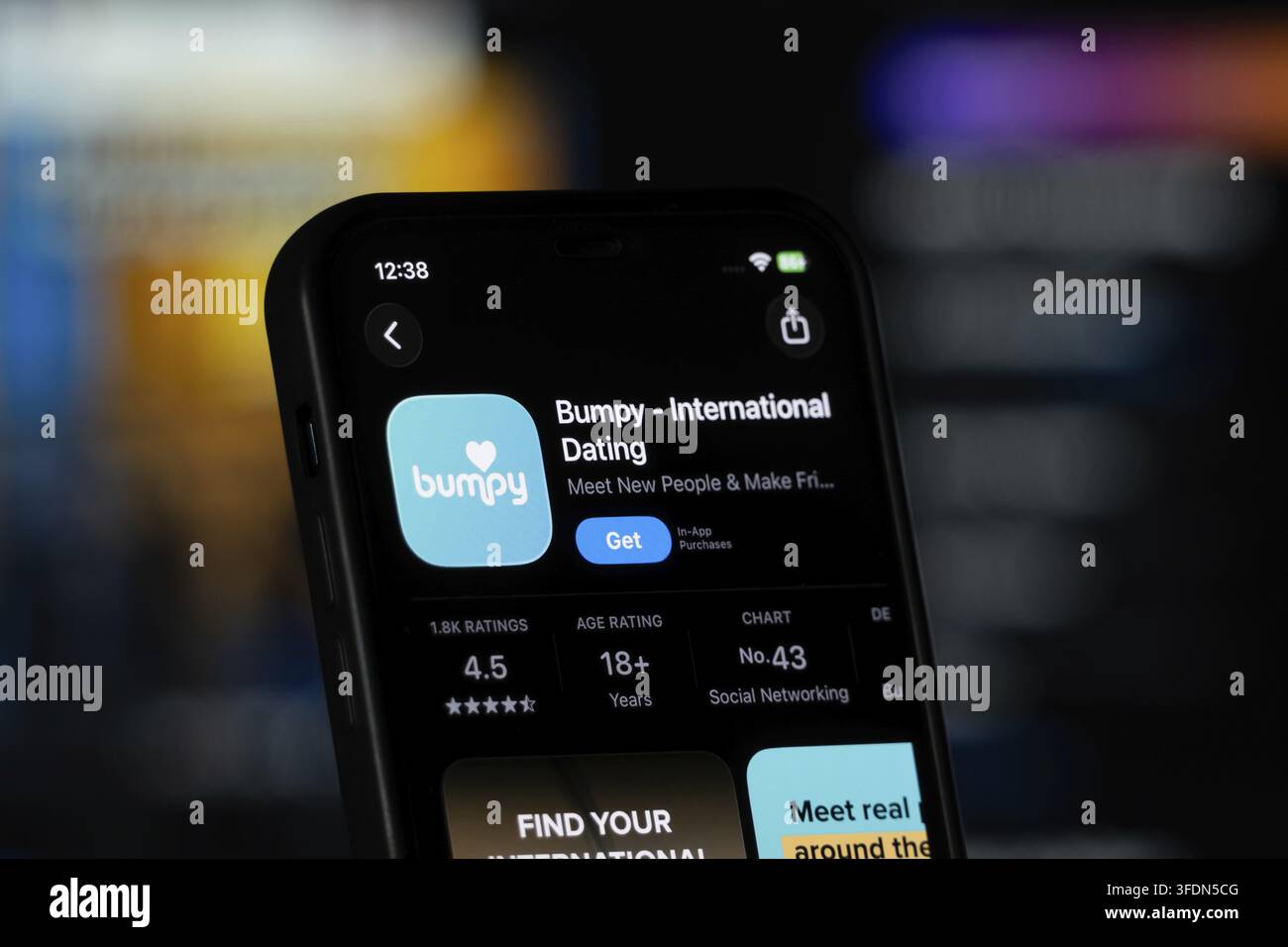 Londra, Regno Unito - 07 ago 2026: La pagina App Store dell'app Bumpy è visibile sullo schermo di uno smartphone Foto Stock