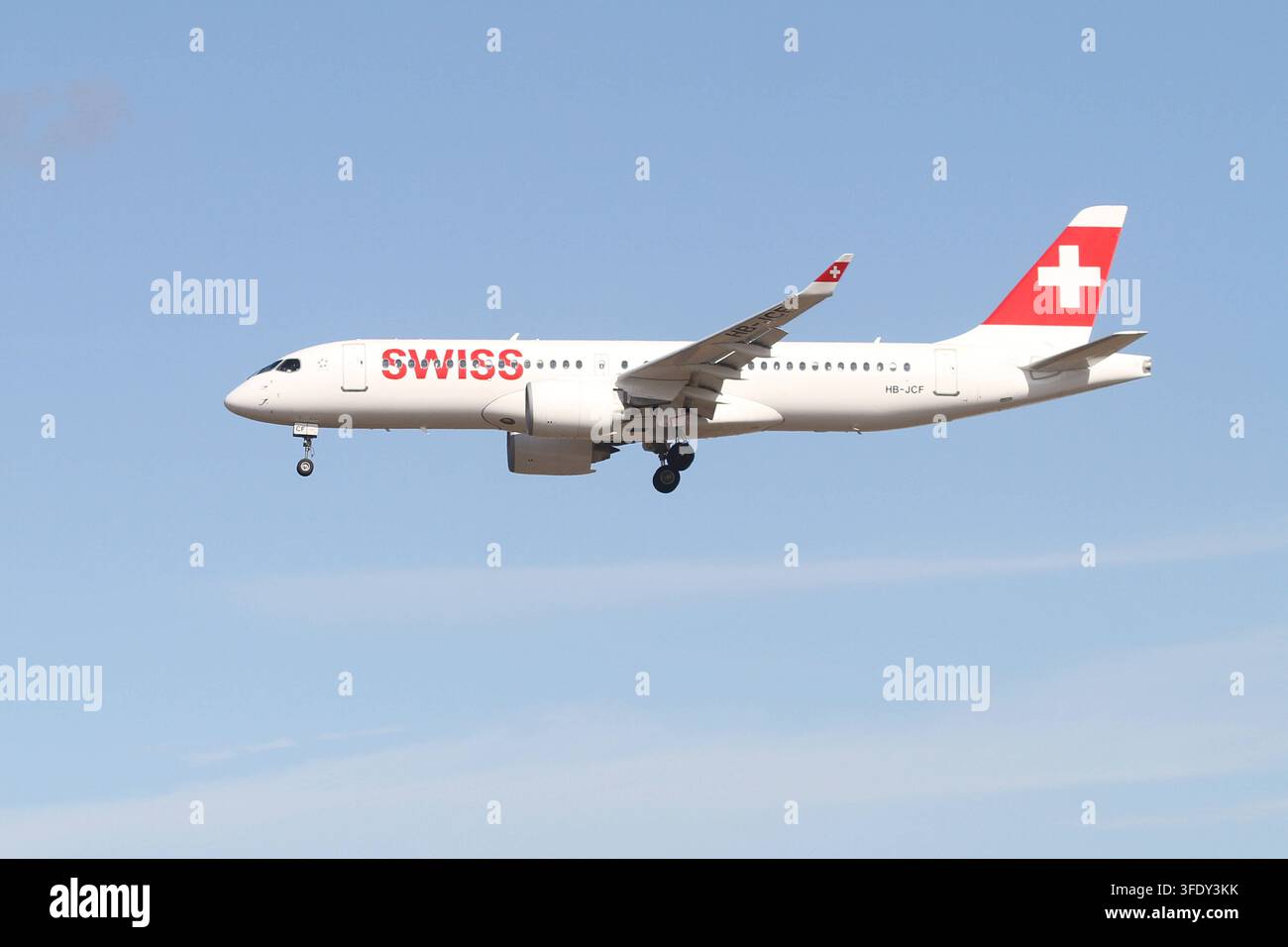 01.09.2026, xsvx, Viaggio, Vacanza, Economia, emwir, HB-JCF Swiss Bombardier CSeries CS300 BD-500-1A11 Svizzera, compagnia aerea svizzera Codice esadecimale 4B17FD Arrivo in avvicinamento a Francoforte Francoforte *** 1 settembre 2026, xsvx, Viaggio, Vacanza, Economia, emwir, HB JCF Swiss Bombardier CSeries CS300 BD 500 1A11 Svizzera, compagnia aerea svizzera Codice esadecimale 4B17FD Arrivo in avvicinamento a Francoforte, Francoforte Foto Stock