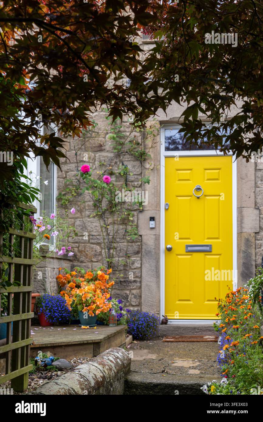 Ingresso di una deliziosa abitazione in un villaggio inglese Foto Stock