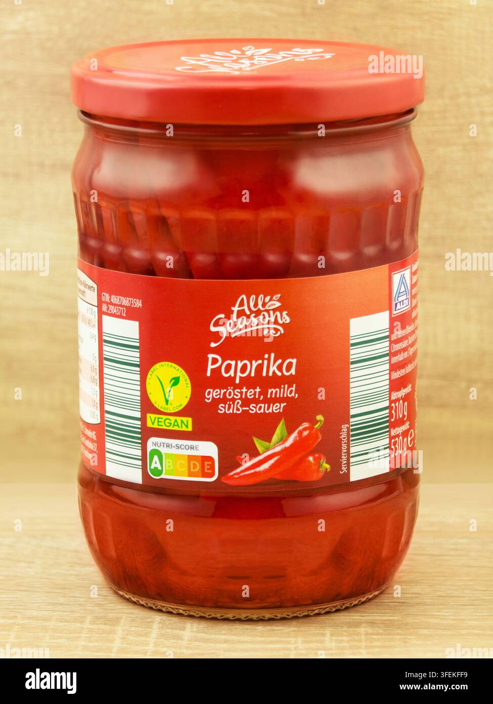Peperoni arrostiti nel vasetto di All Seasons Foto Stock