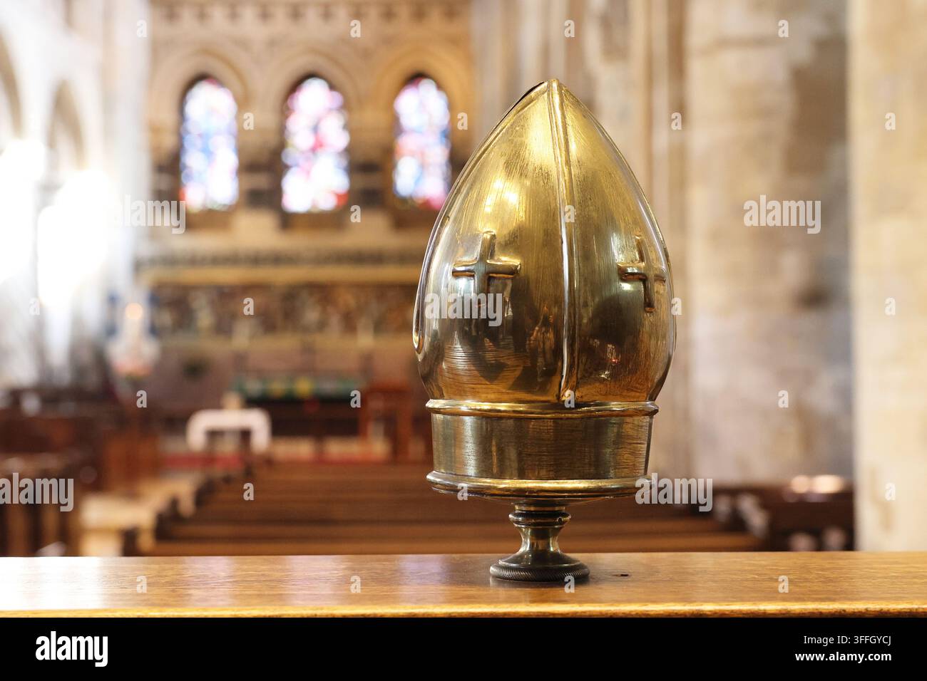 La chiesa sopravvissuta a Waltham Abbey, dove si trova la pietra commemorativa dei re Harold, ucciso nella battaglia di Hastings nel 1066, nell'Essex, Regno Unito. Foto Stock