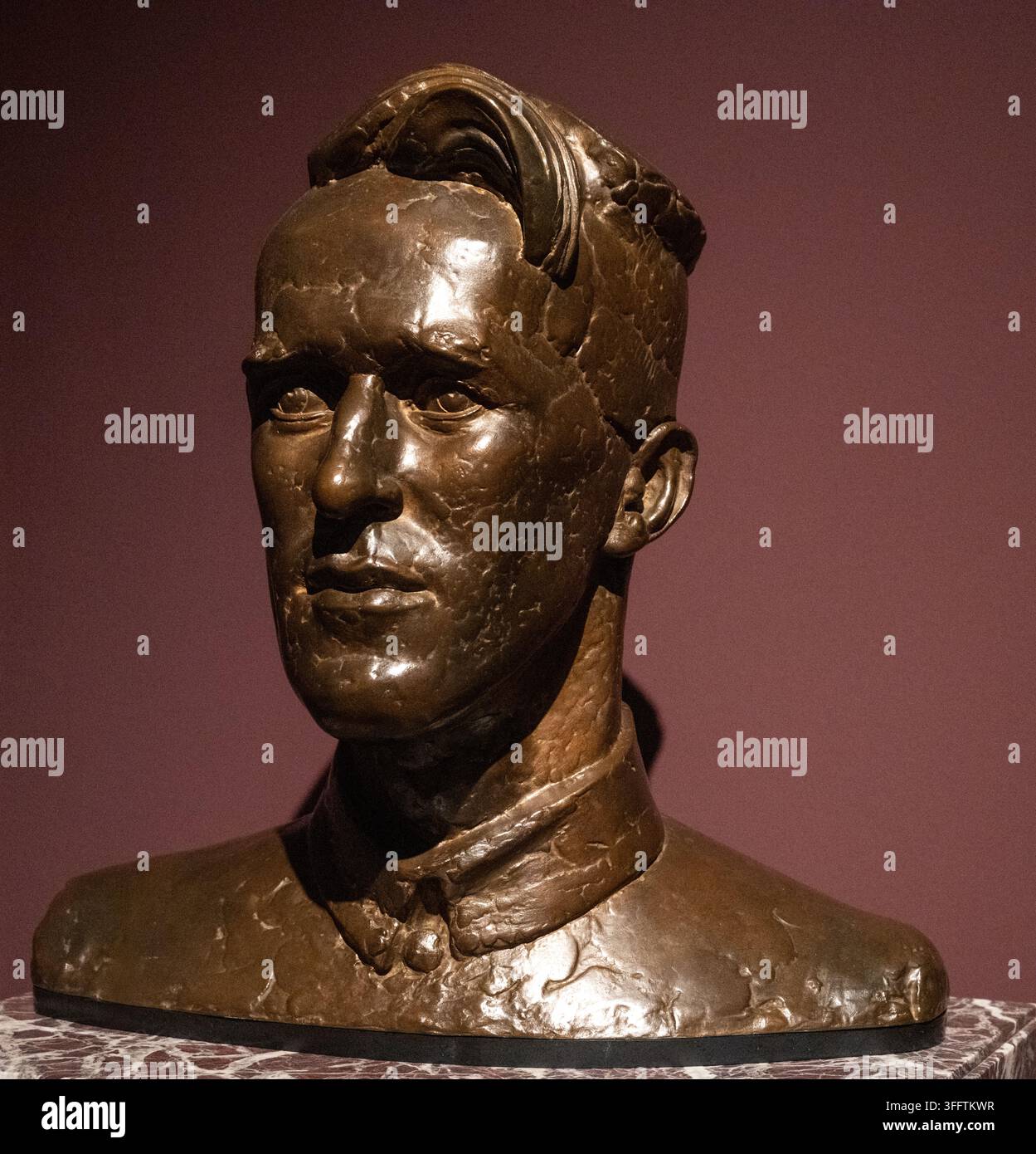 Busto in bronzo di T. E. Lawrence di Erick Kennington alla National Portrait Gallery di Londra Foto Stock