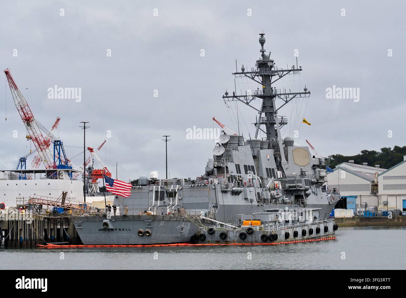 United States Navy USS McCampbell (DDG-85) cacciatorpediniere lanciamissili di classe Arleigh Burke Foto Stock