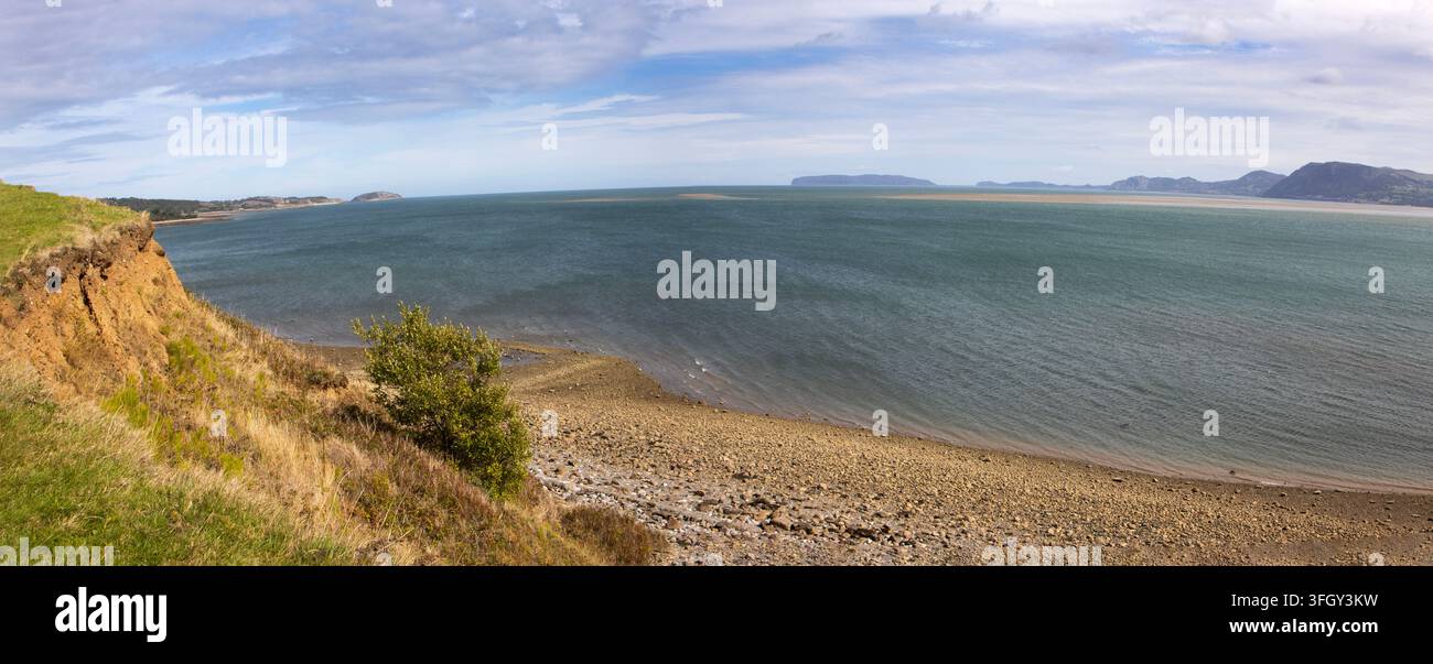 L'approccio settentrionale agli Stretti di Menai dal Canale della Mersey previene alcune sfide nautiche serie, specialmente per chi non conosce Foto Stock