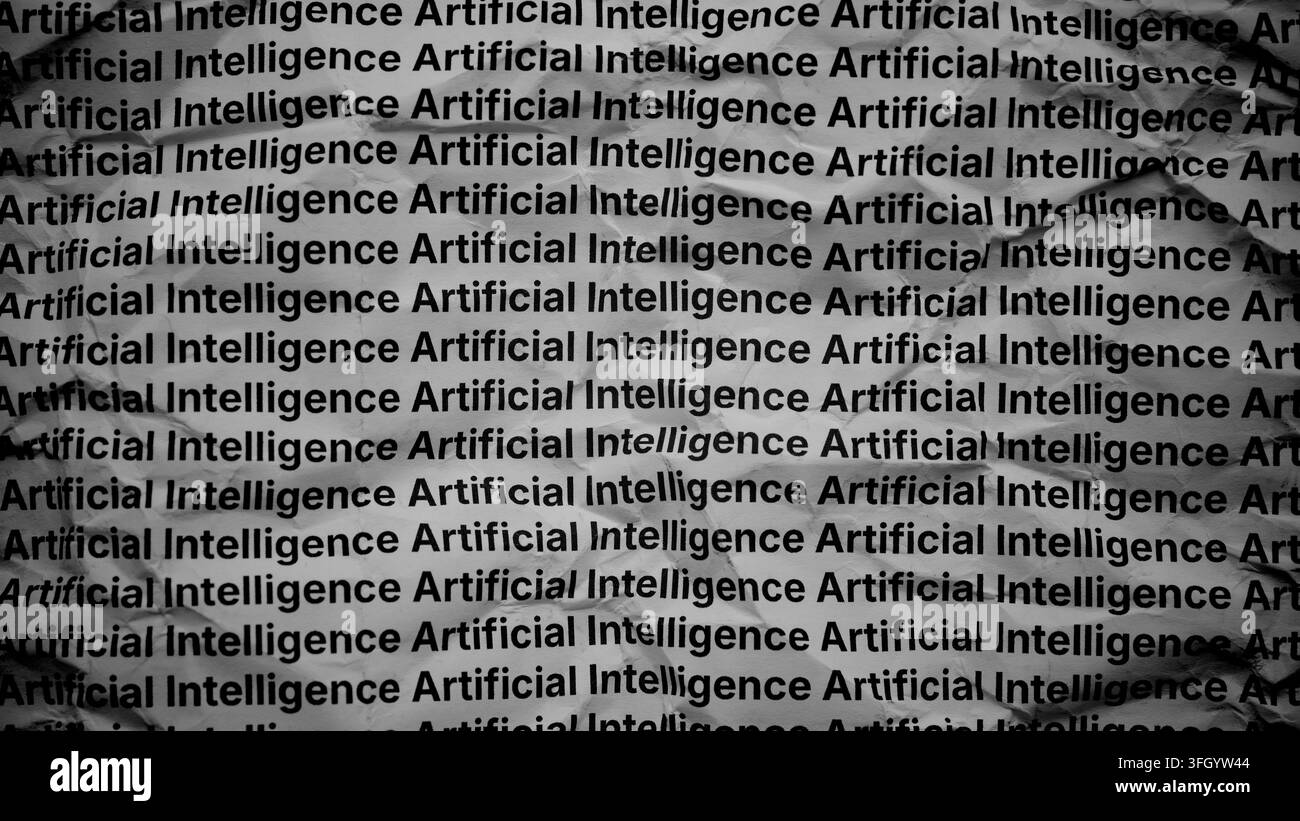 Uno sfondo a trama di carta accartocciata con righe ripetitive del testo Intelligenza Artificiale. Bianco e nero. Primo piano. Foto Stock