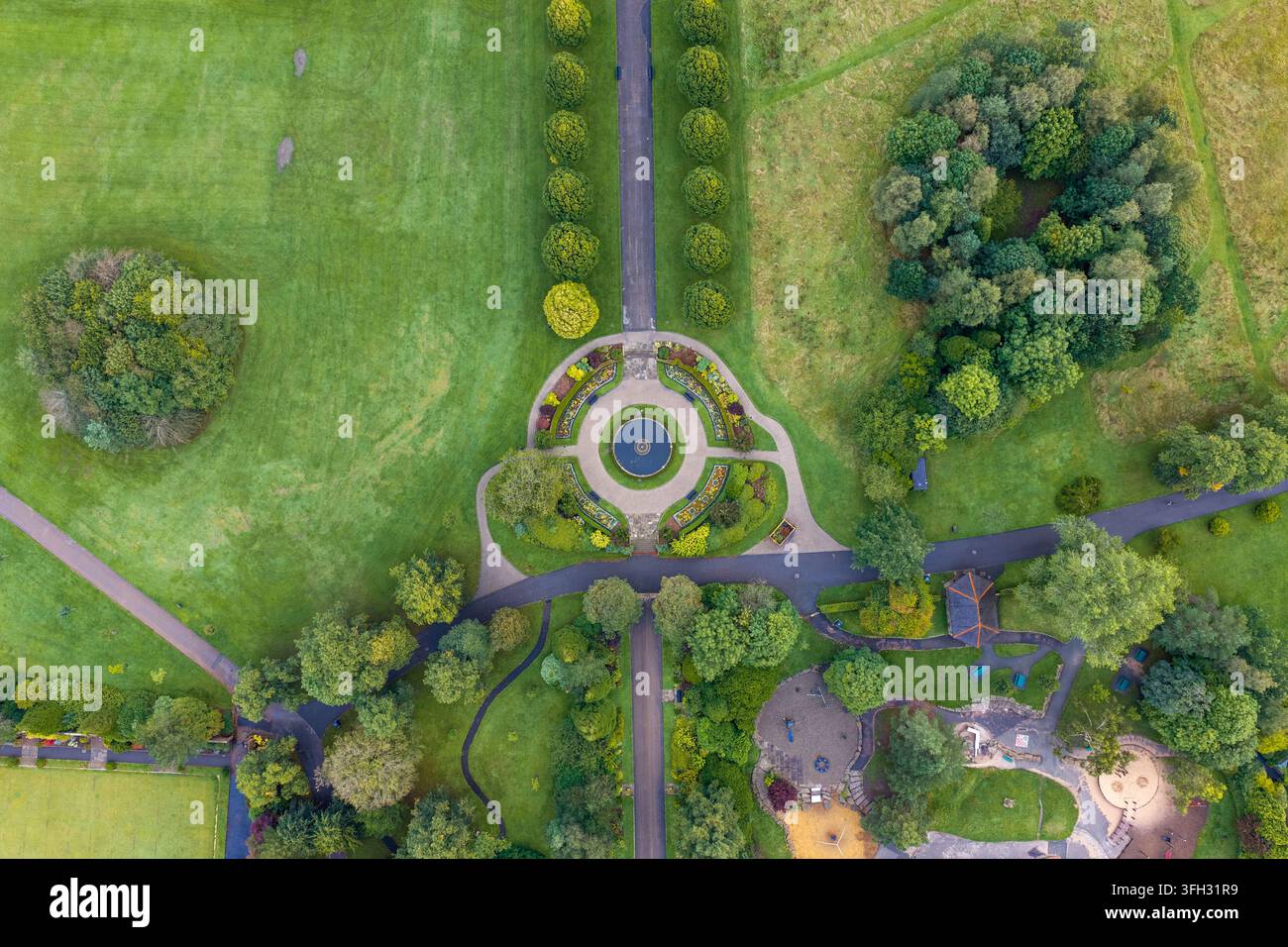 Vista aerea dall'alto di Alexandra Park Fountain Avenue e dell'area di gioco Foto Stock