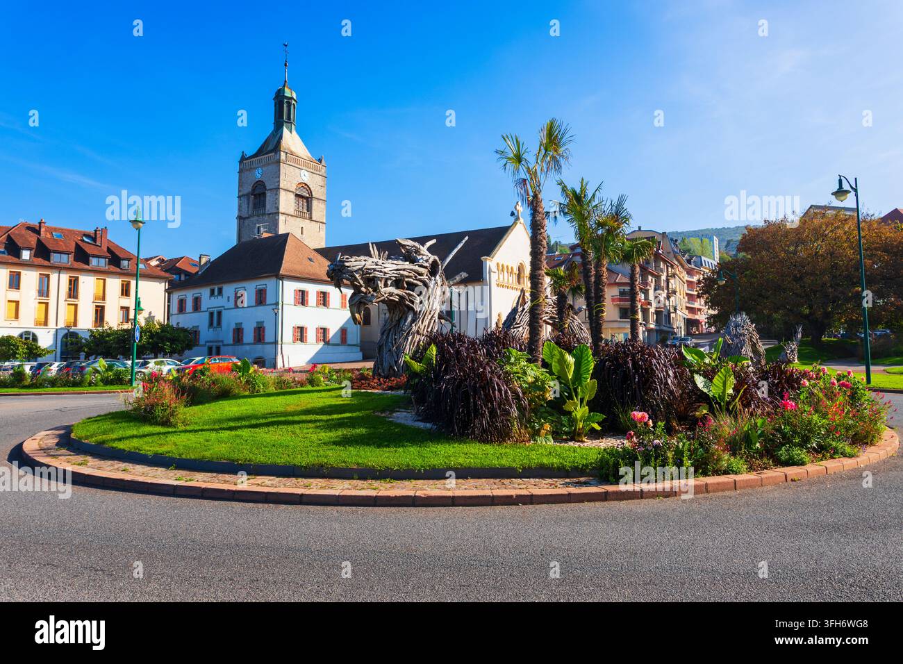 Vista della facciata esterna della storica Chiesa di Nostra Signora dell'Assunzione a Évian-les-Bains in Francia Foto Stock