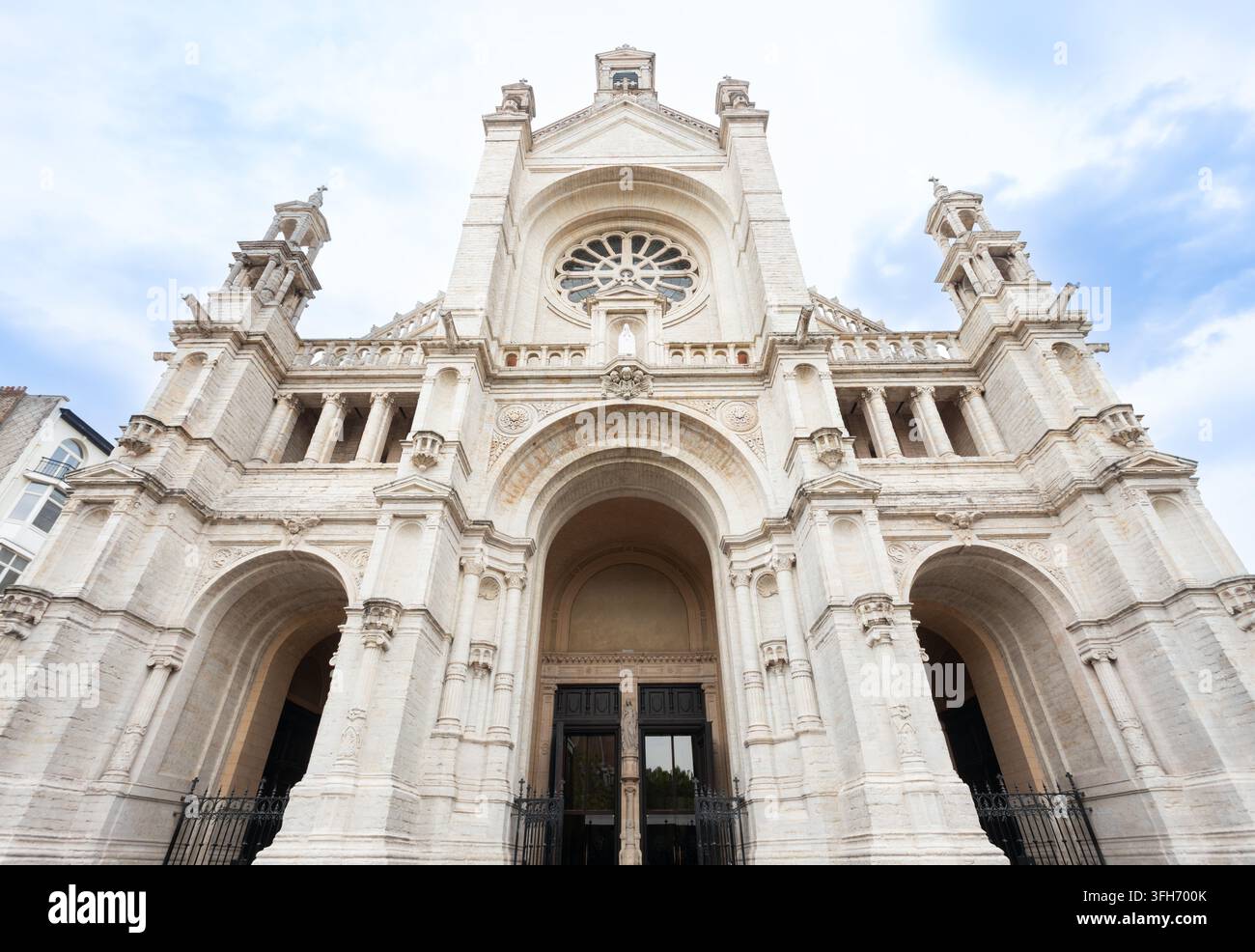 Vista della chiesa di Santa Caterina o della facciata di Eglise Sainte Catherine nella città di Bruxelles, Belgio Foto Stock
