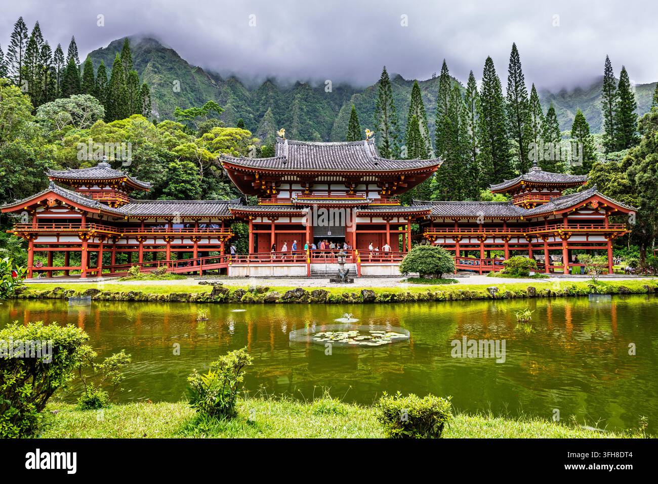 4 maggio 2025, Hawaii, USA: Tempio Byodo-In – un tempio buddista sull'isola di Oahu alle Hawaii Foto Stock
