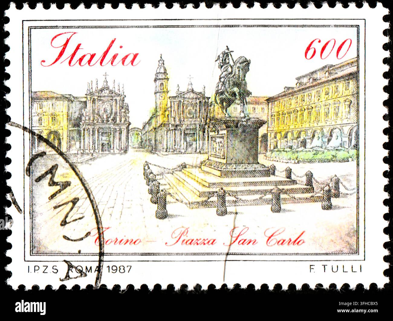 Un francobollo italiano ufficiale emesso nel 1987 con la storica Piazza San Carlo e il monumento equestre di Torino, valore nominale 600. Foto Stock