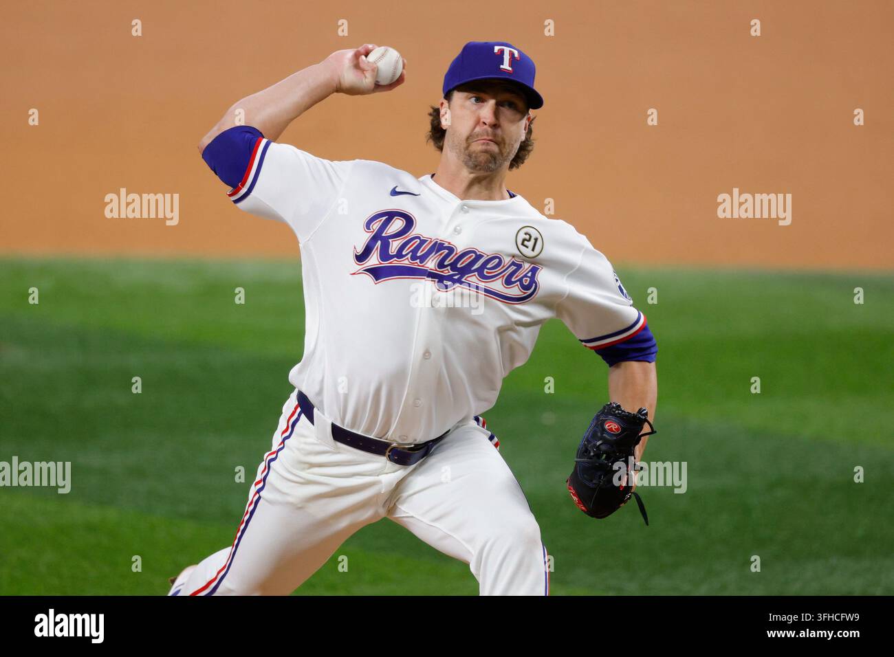 Arlington, Texas, USA. 15 set, 2026. Il lanciatore dei Texas Rangers JACOB DEGROM (48) ha lanciato in una partita di baseball, martedì 15 settembre 2026, ad Arlington, Texas. (Credit Image: © David Ballering Ii/ADM Newswire via ZUMA Press Wire) USO EDITORIALE SOLO! Non per USO COMMERCIALE! Foto Stock