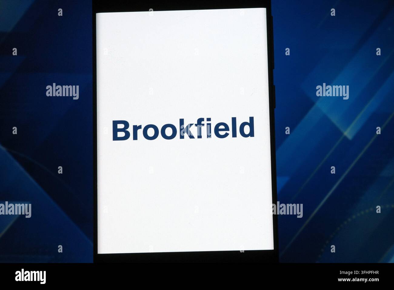 Logo Brookfield visualizzato sullo schermo di uno smartphone. Brookfield è una società globale di gestione di attività alternative Foto Stock