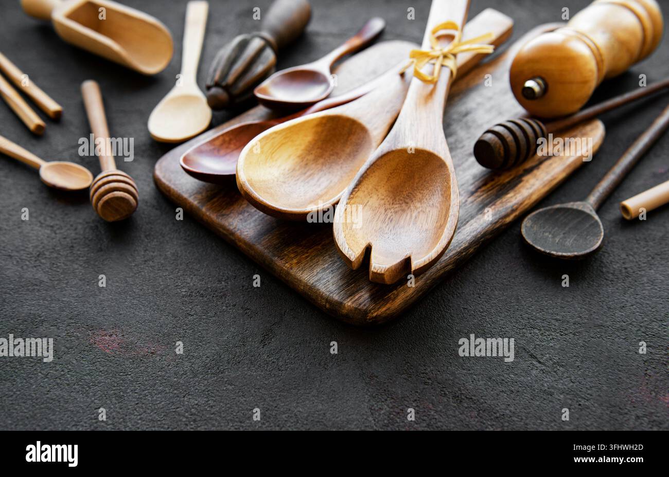 Posate in legno per la cucina Foto Stock