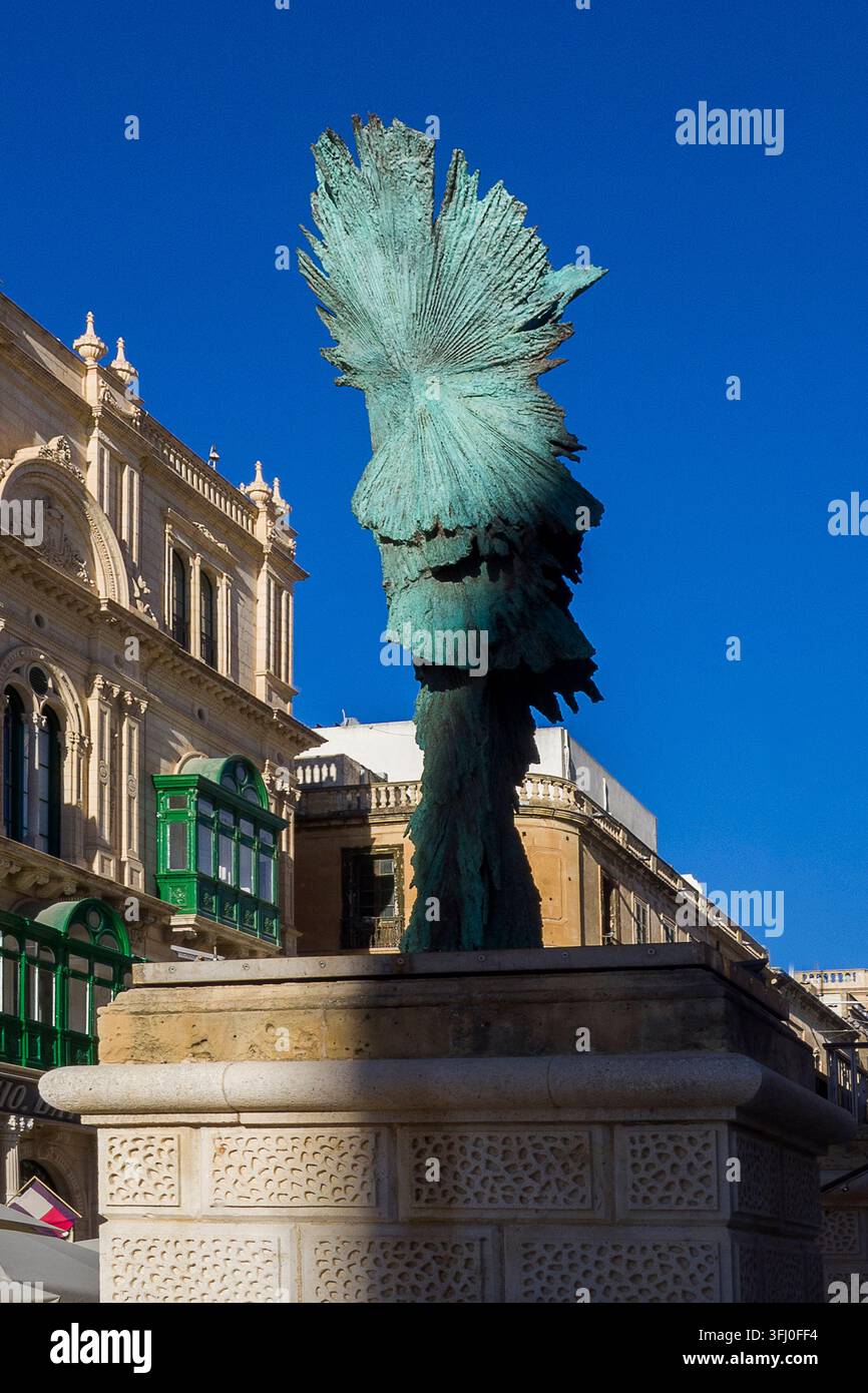 Malta - Valletta, La Dea della Palma per Malta di Michele Oka Doner Foto Stock