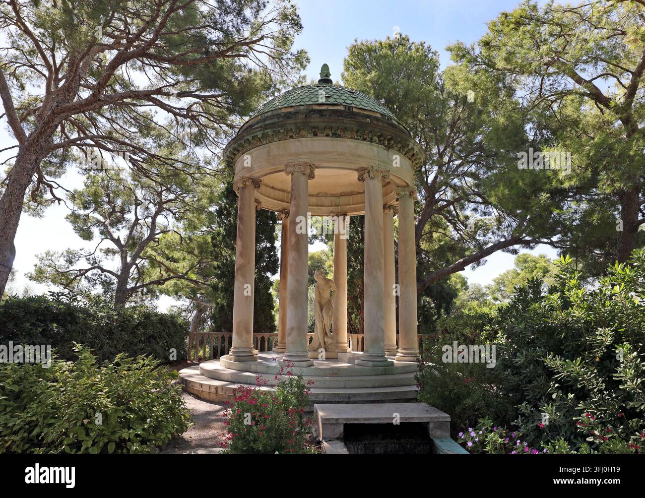 Tempio dell'Amore, Villa Ephrussi de Rothschild (Villa Île-de-France), Saint-Jean-Cap-Ferrat, Provenza-Alpi-Costa Azzurra, Francia Foto Stock