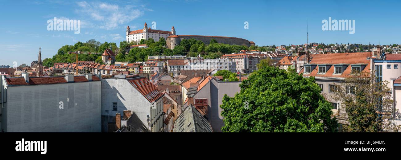 Vista panoramica del castello di Bratislava. Bratislavsky hrad. Slovacchia. Foto Stock