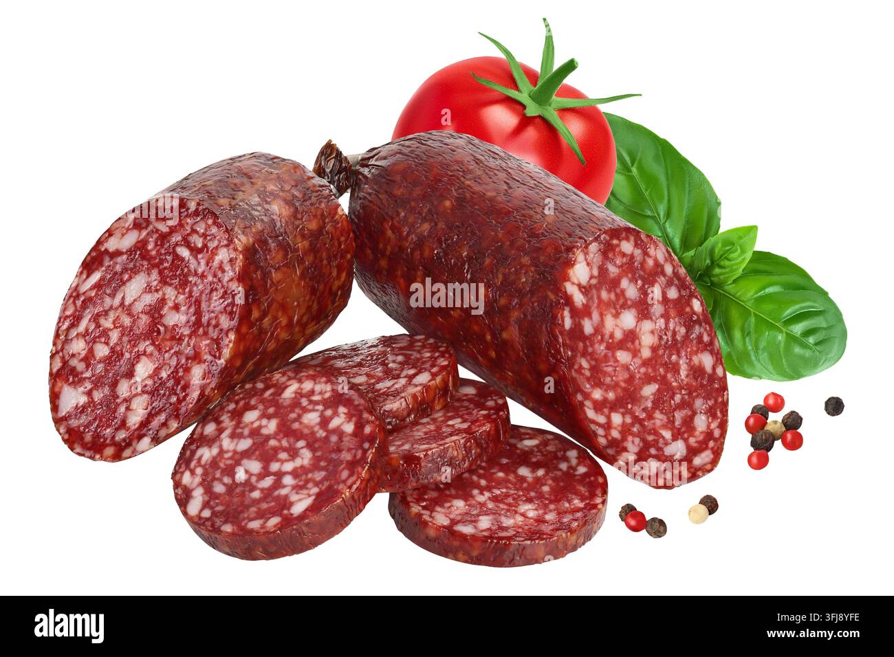 Salame affumicato con fette isolate su fondo bianco con profondità di campo completa Foto Stock