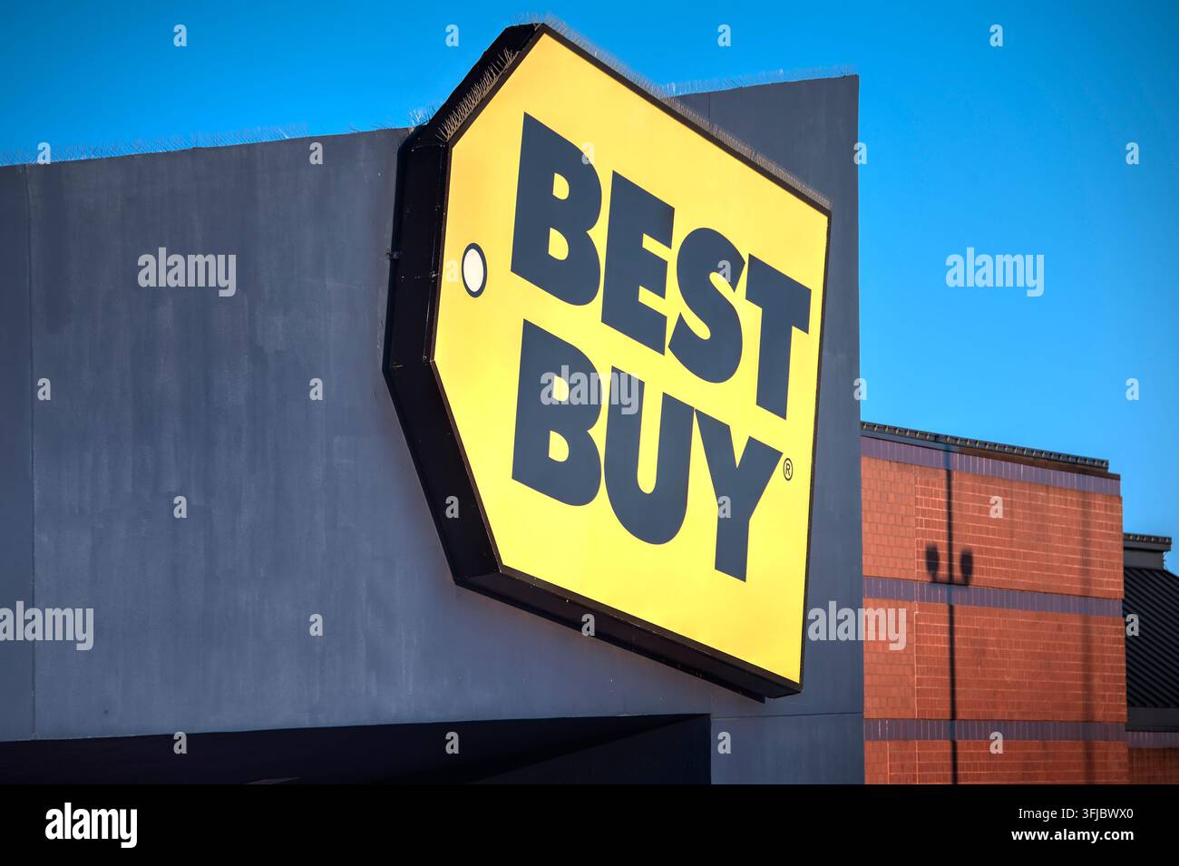 Springfield, Missouri - 1 novembre 2019: Best Buy Co., Inc. è un rivenditore statunitense multinationale di elettronica di consumo con sede a Richfield, Mi Foto Stock
