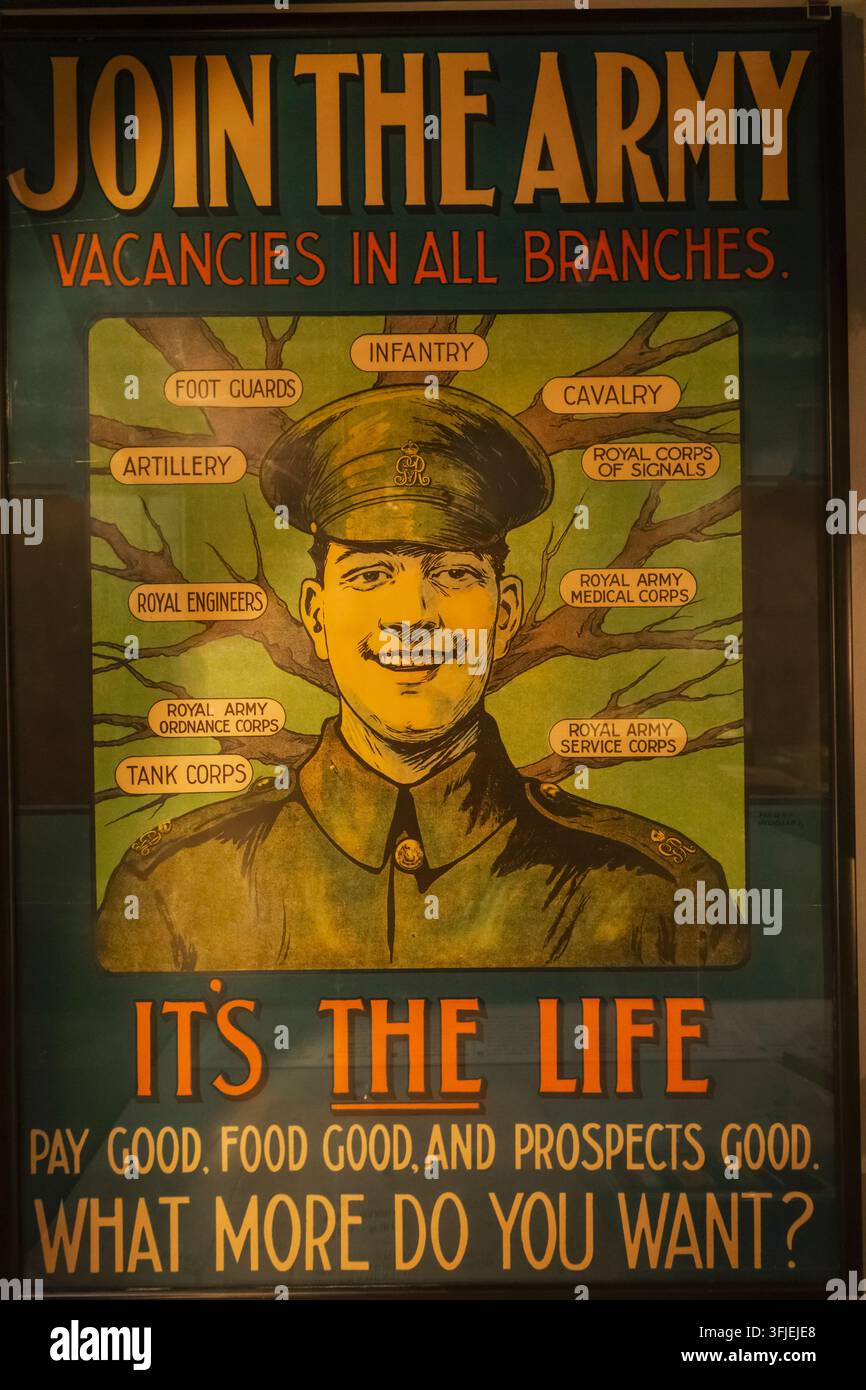 Inghilterra, Hampshire, Winchester, MOD Worthy Down, Il Museo Militare del Royal Logistic Corps, Poster storico di reclutamento dell'esercito Foto Stock