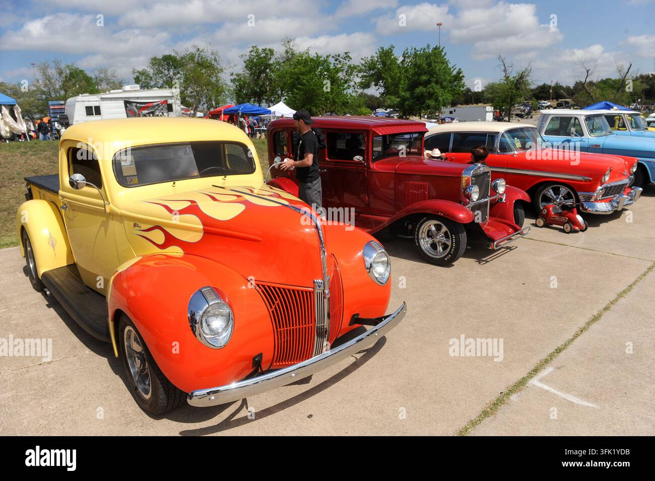 12° Raduno annuale Lonestar Rod & Kustom Round Up di auto personalizzate, Austin, Texas, 6 aprile 2013. (Foto di John Anderson/The Austin Chronicle) Foto Stock