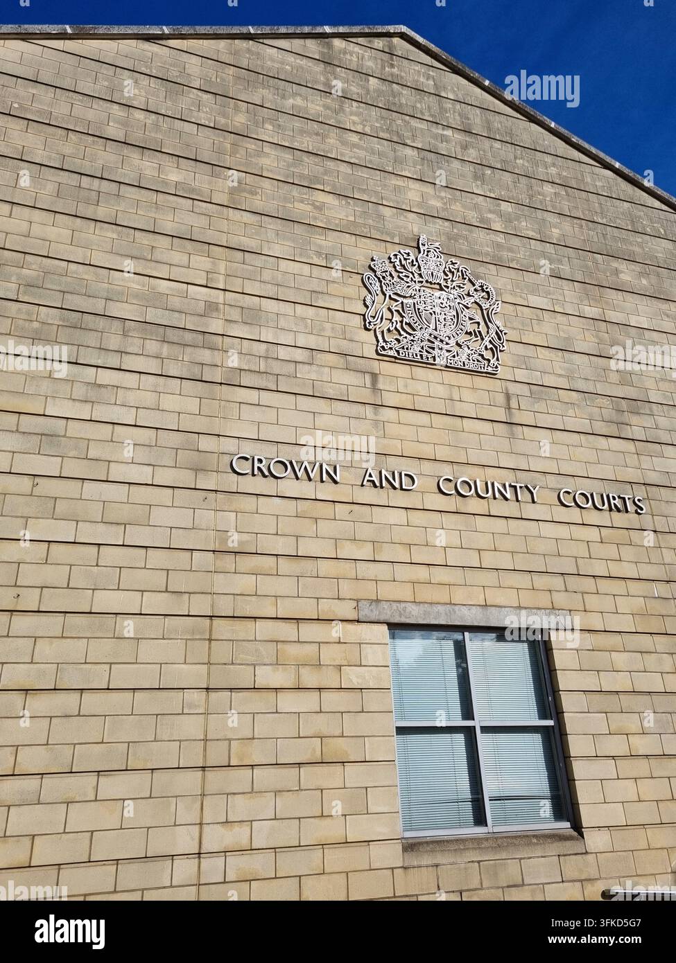 Tribunale della Corona di Northampton Inghilterra UK - Immagine stock catturata con smartphone