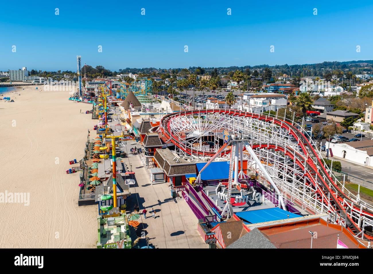 Vista aerea del Santa Cruz Beach Boardwalk in California Foto Stock
