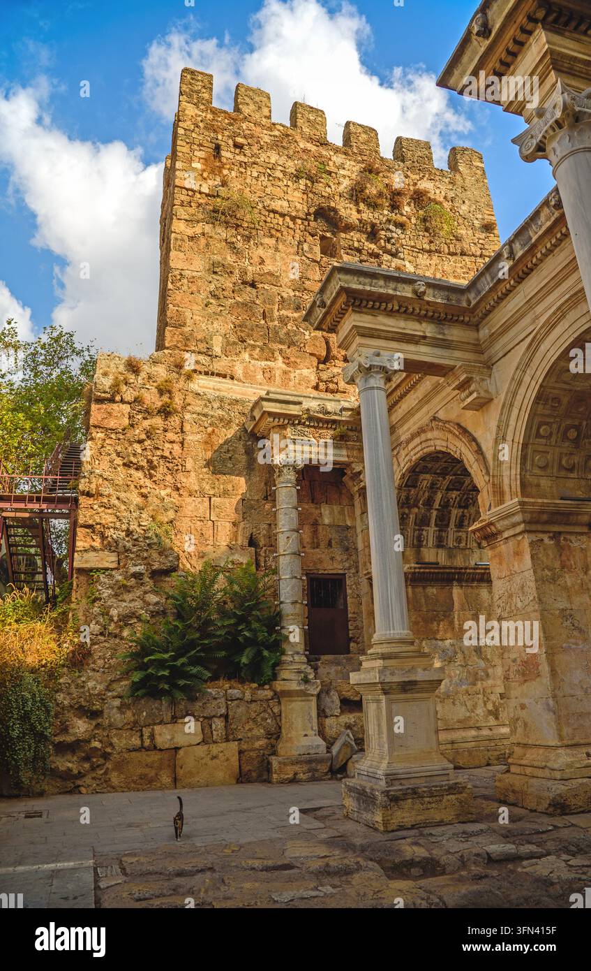 Porta di Adriano (Le tre porte). Antalya, Turchia. Foto Stock