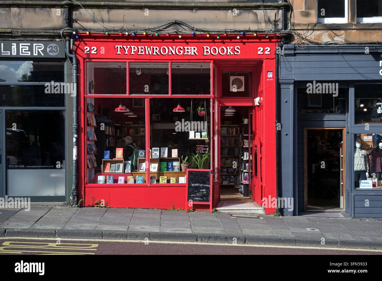 Facciata del negozio Typewronger Books, Bruntsfield Place, Edimburgo, Scozia, Regno Unito. Foto Stock