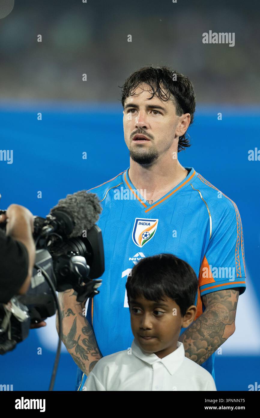 Partita amichevole internazionale India contro Brasile, Amichevole FIFA, Calcutta, India, 3 ottobre 2026. L'India in maglia blu, il Brasile in gialla. Foto Stock