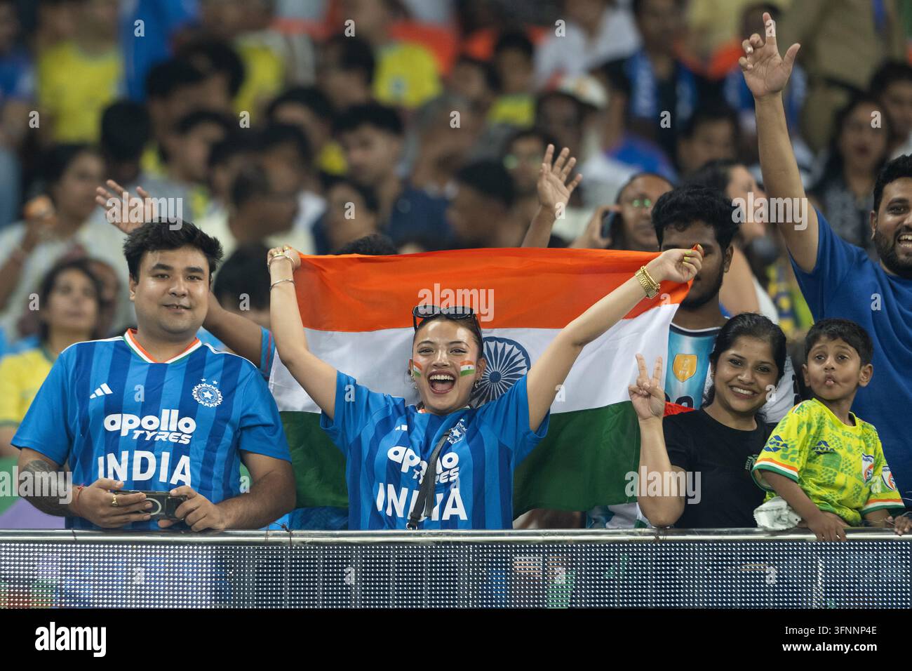 Partita amichevole internazionale India contro Brasile, Amichevole FIFA, Calcutta, India, 3 ottobre 2026. L'India in maglia blu, il Brasile in gialla. Foto Stock