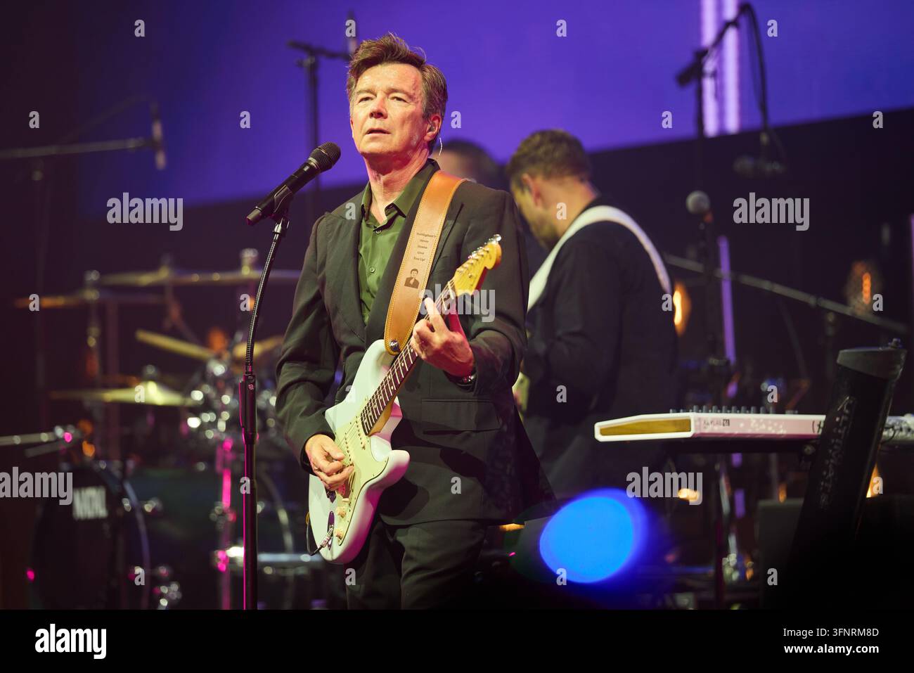 Rick Astley cantante pop inglese sul palco Foto Stock