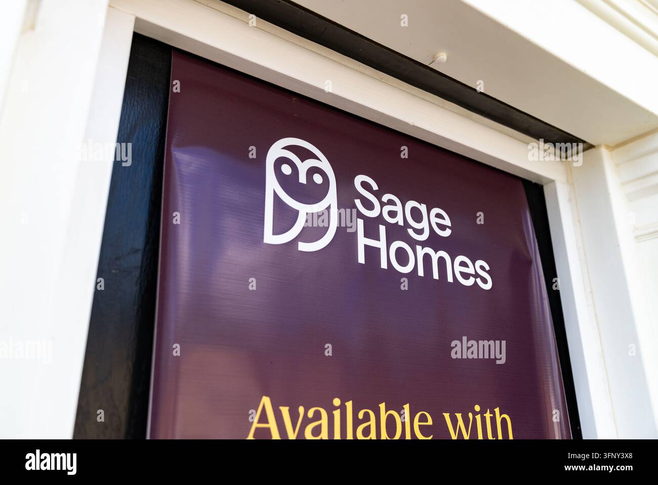 Logo di Sage Homes su un cantiere nel Regno Unito, settembre 2026 Foto Stock