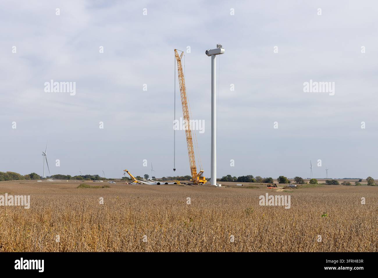 L'installazione di 45 turbine eoliche Vestas da 4,5 MW nel parco eolico di Camp Creek nella contea di McDonough, Illinois, è iniziata nel 2026. Il progetto ha una potenza nominale Foto Stock