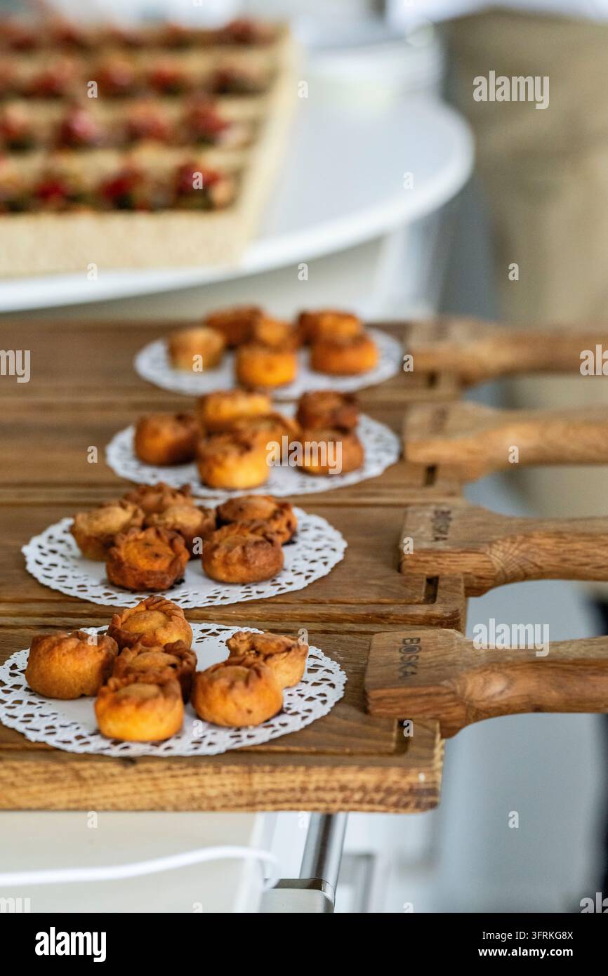Mini empanadas tradizionali di Maiorca, Maiorca, Isole Baleari, Spagna. Foto Stock