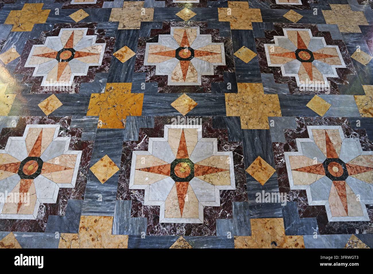 Elegante sfondo texture astratta con pavimento in mosaico di marmo a motivo di stelle tradizionale, Il Tempio di Marmo a Bangkok, Thailandia Foto Stock