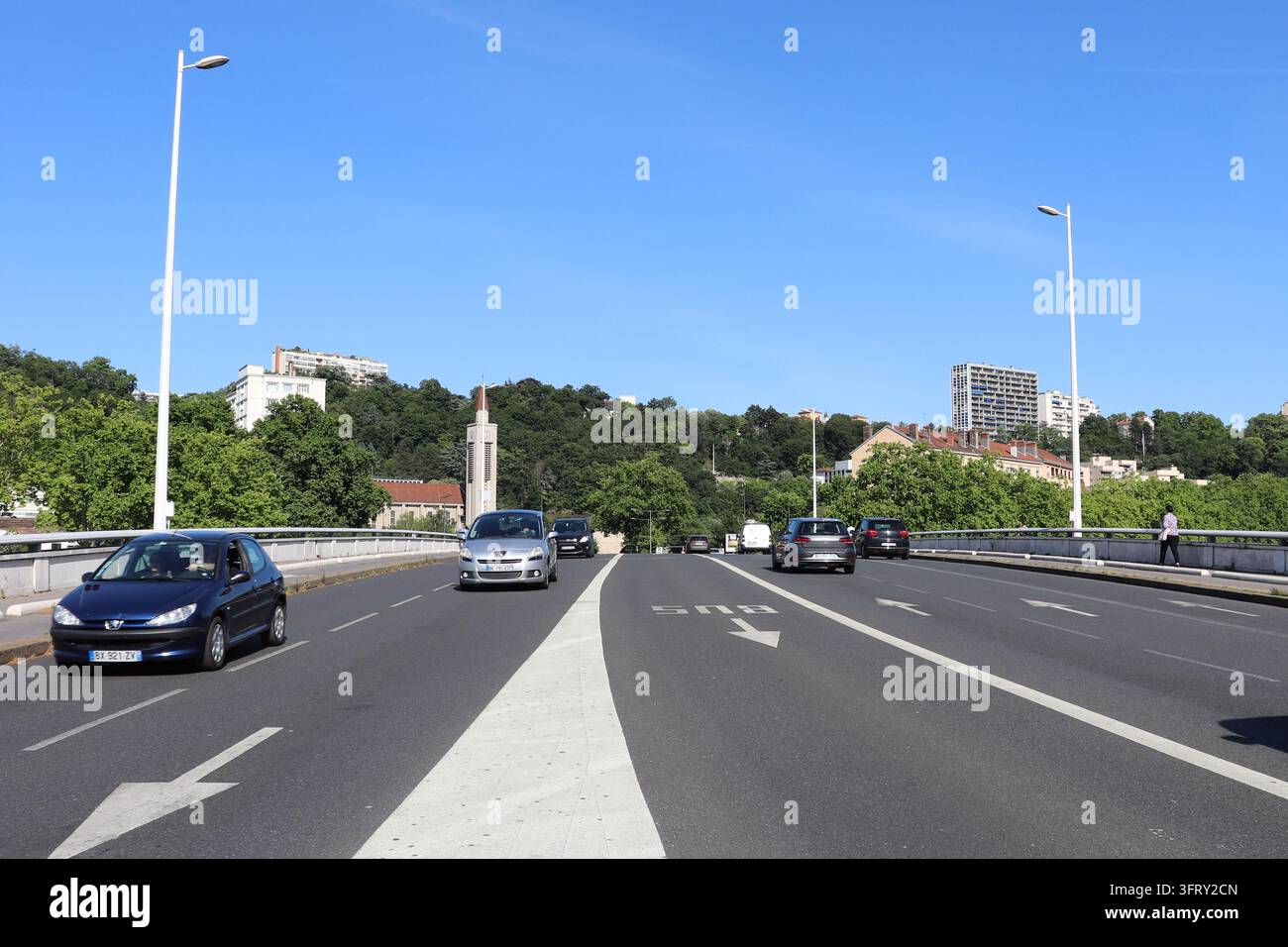 Il ponte Georges Clemenceau, un ponte sul fiume Saona, città di Lione, dipartimento del Rodano, Francia Foto Stock