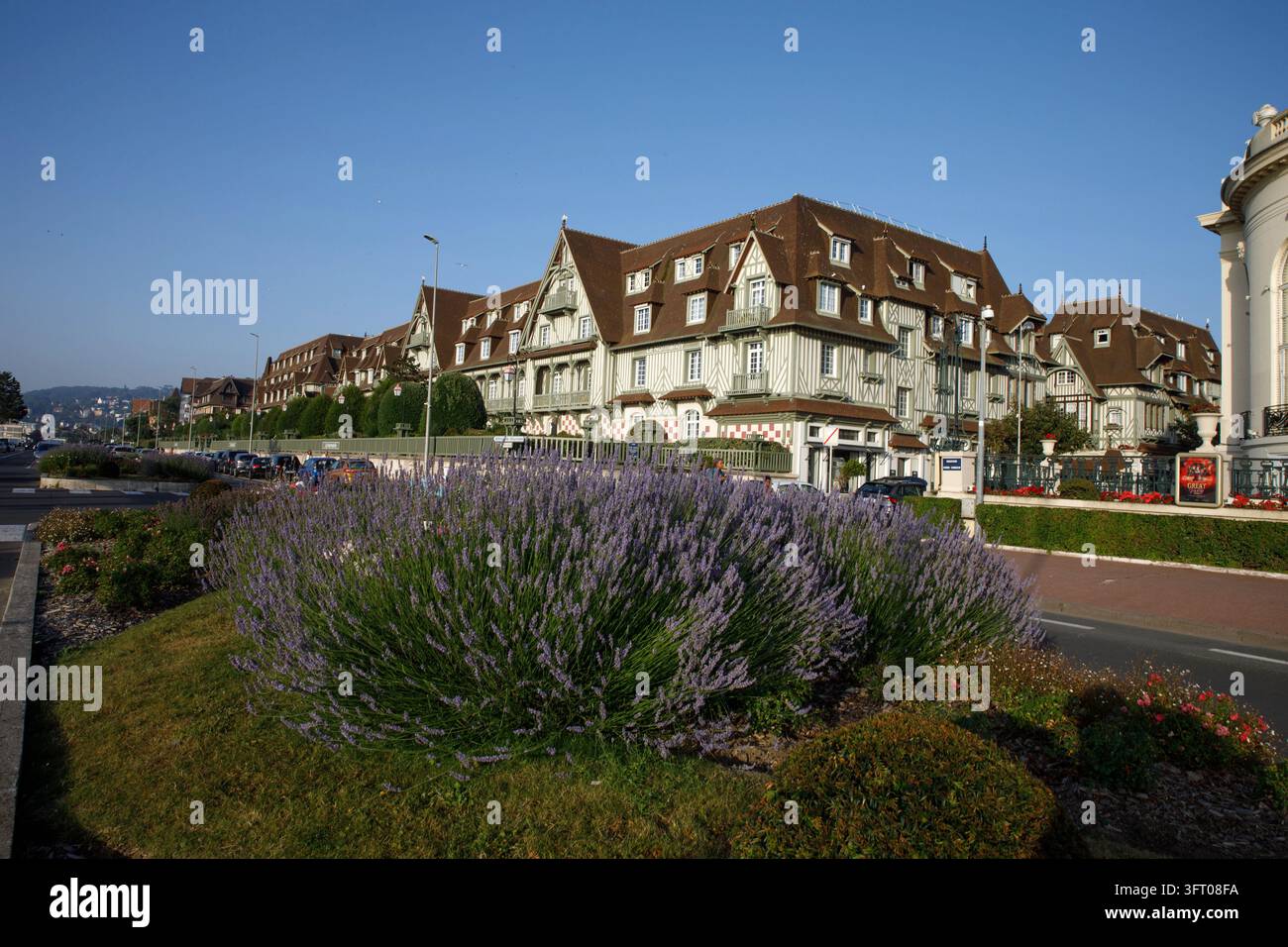Francia, Normandia, Calvados, Côte Fleurie, Deauville, Boulevard Cornuché, Hotel Barrière Le Normandy Deauville Foto Stock