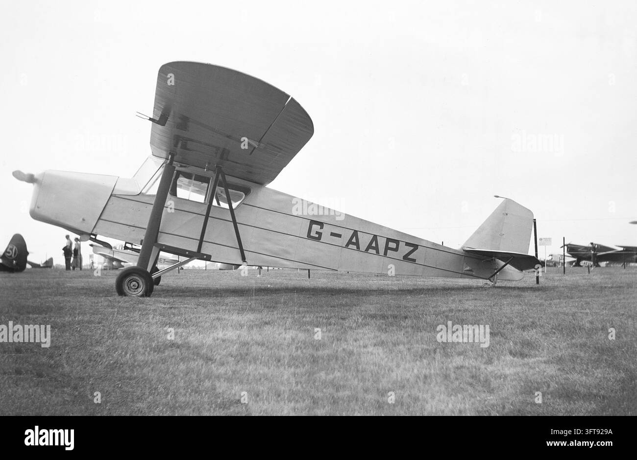 Desoutter i Plane G-AAPZ costruito nel 1930, esposto nel luglio 1951 per la mostra Daily Express 50 Years of British Aviation alla RAF Hendon. Sopravvive con la Shuttleworth Collection Foto Stock