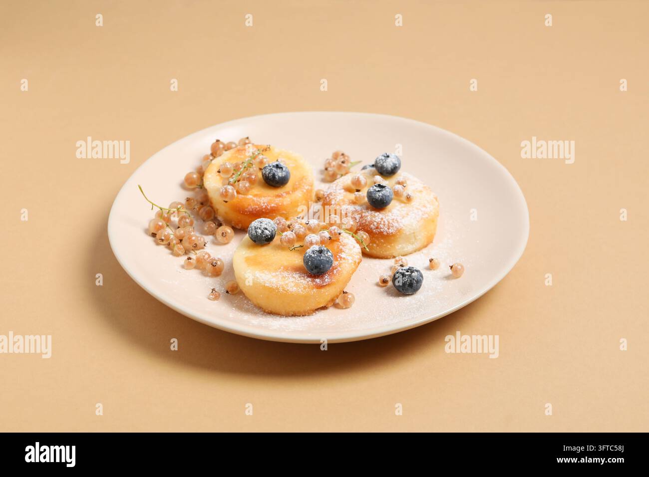 Concetto di cibo dolce gustoso, pancake al formaggio Foto Stock