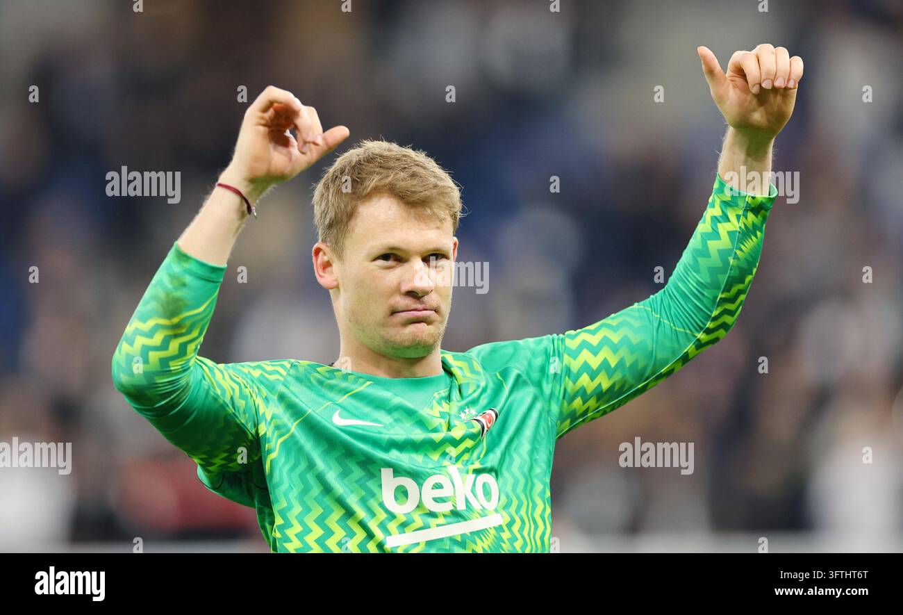 Festeggiamento finale, portiere Alexander Nuebel (Besiktas) Sinsheim, 15 ottobre 2026, calcio, UEFA Europa League, fase a gironi - Giornata 2, TSG 1899 Hoffenheim - Besiktas Istanbul 2:3 Foto Stock