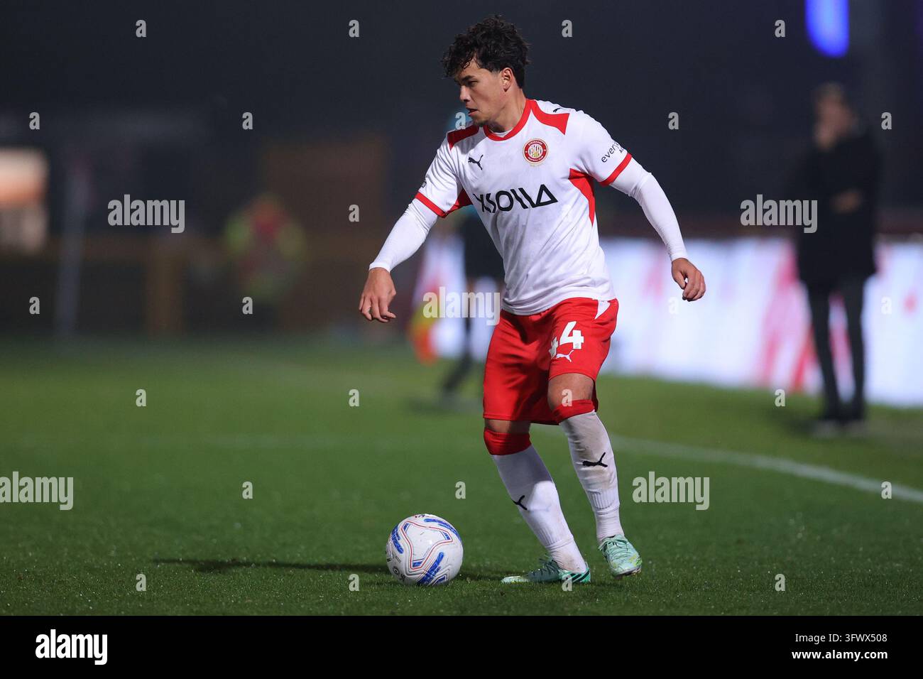 Stevenage, UK. 20 ott., 2026. Phoenix Patterson di Stevenage con la palla durante la partita Sky Bet League One Stevenage contro Plymouth Argyle al Lamex Stadium, Stevenage, Regno Unito il 20 ottobre 2026 (Foto di Harvey Murphy/News Images) a Stevenage, Regno Unito il 20/10/2026. (Foto di Harvey Murphy/News Images/Sipa USA) Credito: Sipa USA/Alamy Live News Foto Stock