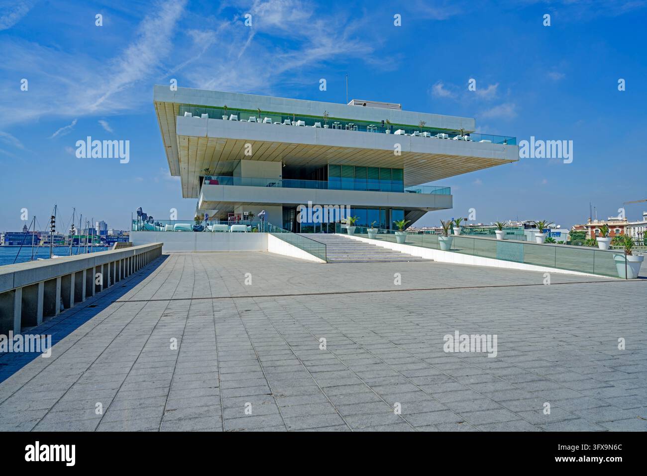 Vista del porto, casa degli eventi, Veles e Vents Foto Stock