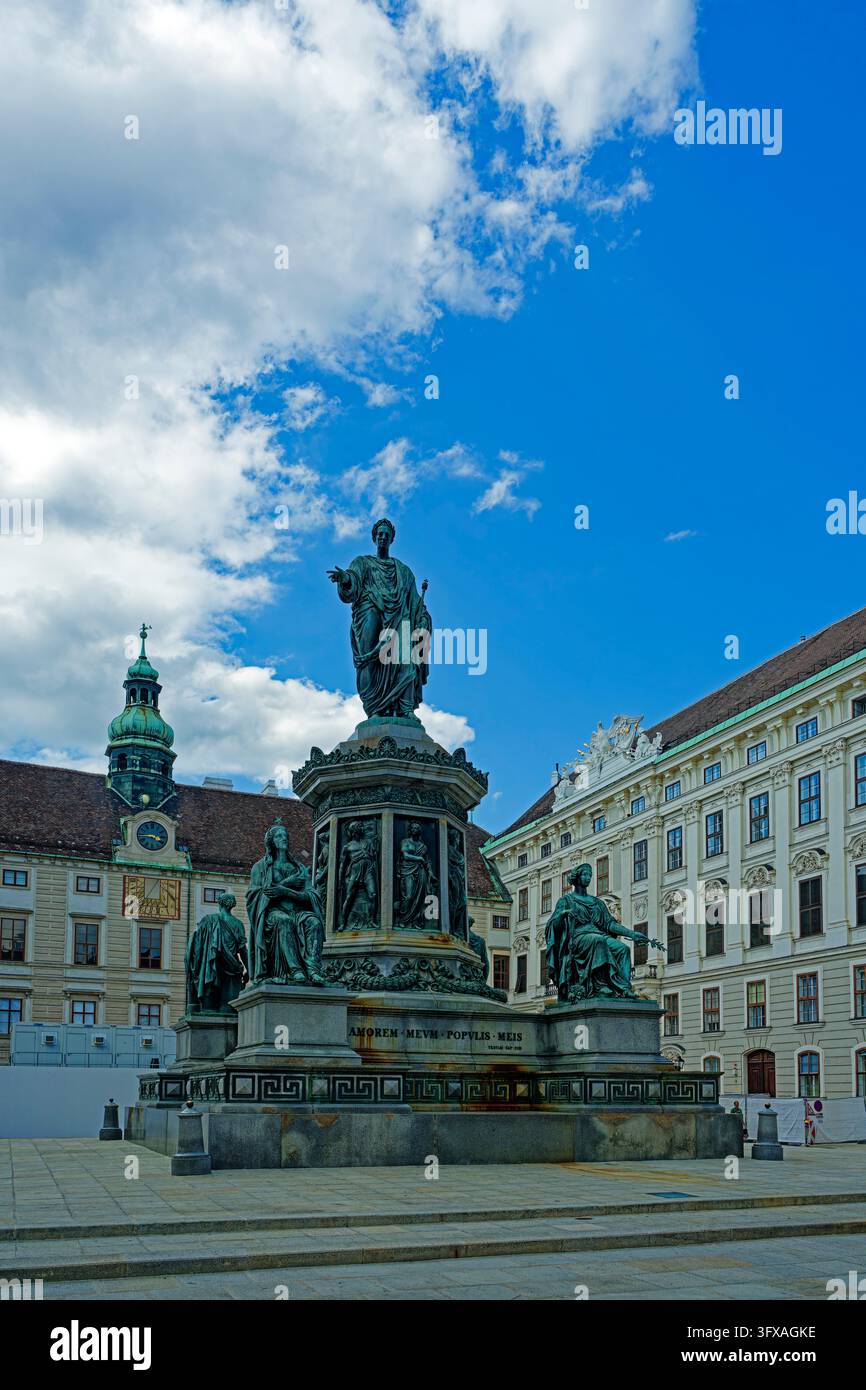 Hofburg, monumento, imperatore Francesco I. Foto Stock
