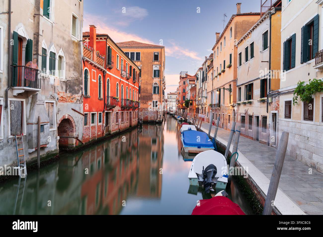 Venezia, Italia sul Rio di San Felice alla fine del pomeriggio. Foto Stock