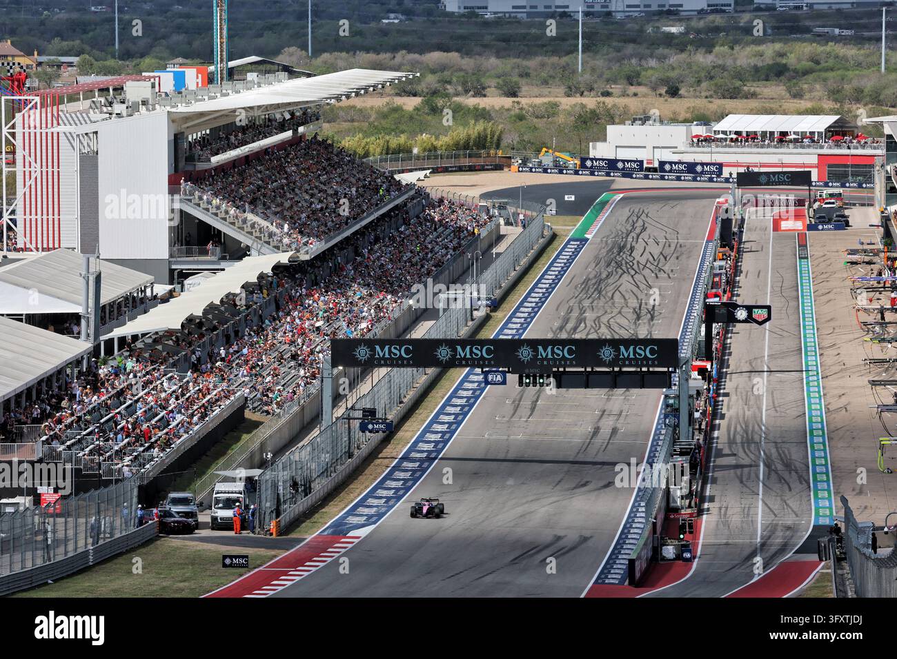 Austin, Stati Uniti. 24 ott., 2026. Franco Colapinto (ARG) Alpine F1 Team A526.24.10.2026. Campionato mondiale di Formula 1, Rd 18, Gran Premio degli Stati Uniti, Austin, Stati Uniti, Giorno di qualificazione. Credit: James Moy/Alamy Live News Foto Stock